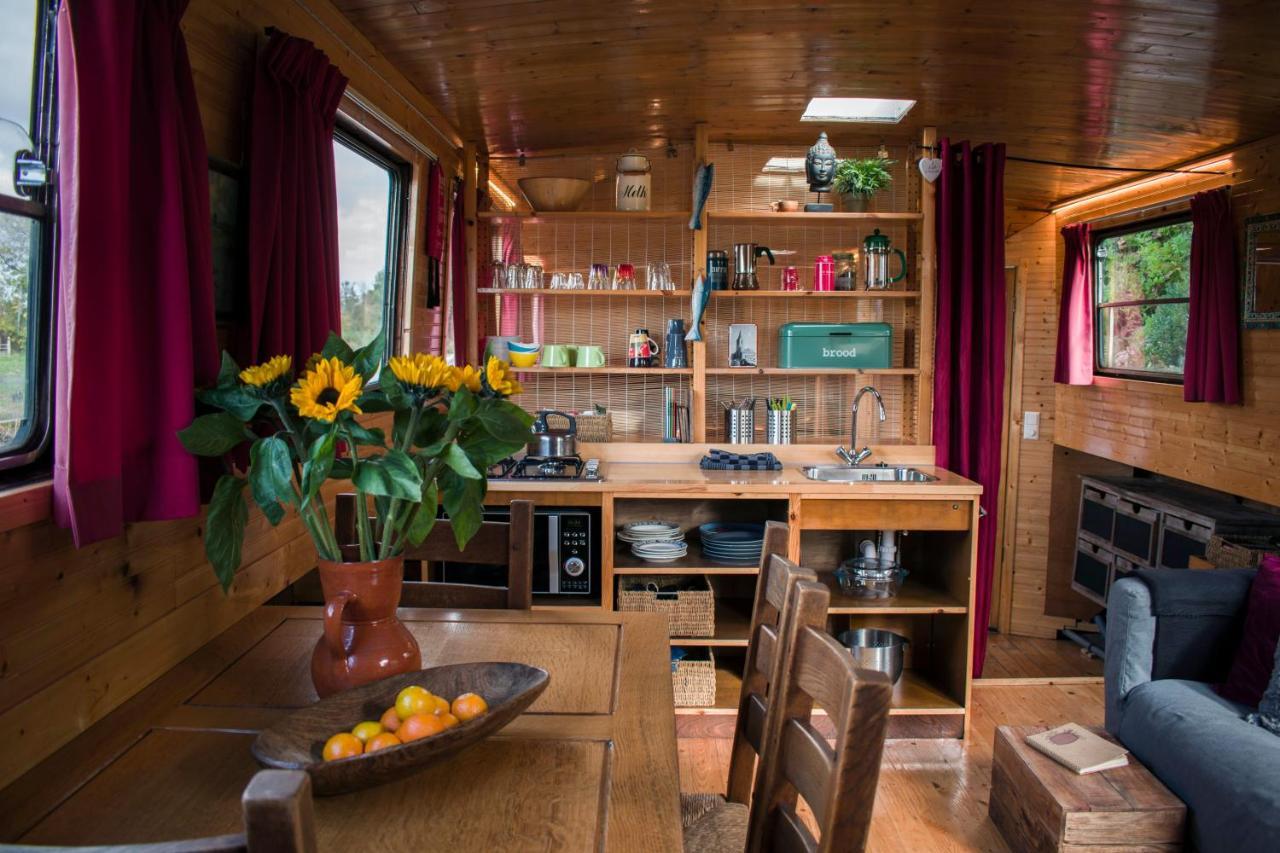 Houseboat Vinkeveen Buitenkant foto