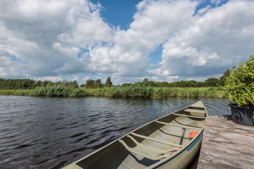 Houseboat Vinkeveen Buitenkant foto