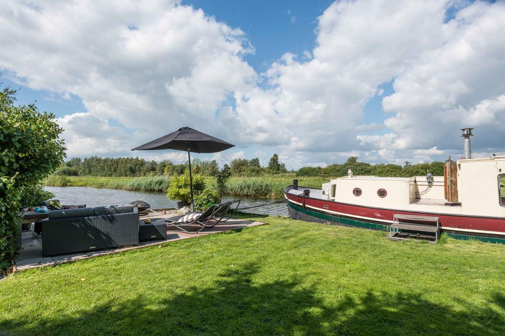 Houseboat Vinkeveen Buitenkant foto