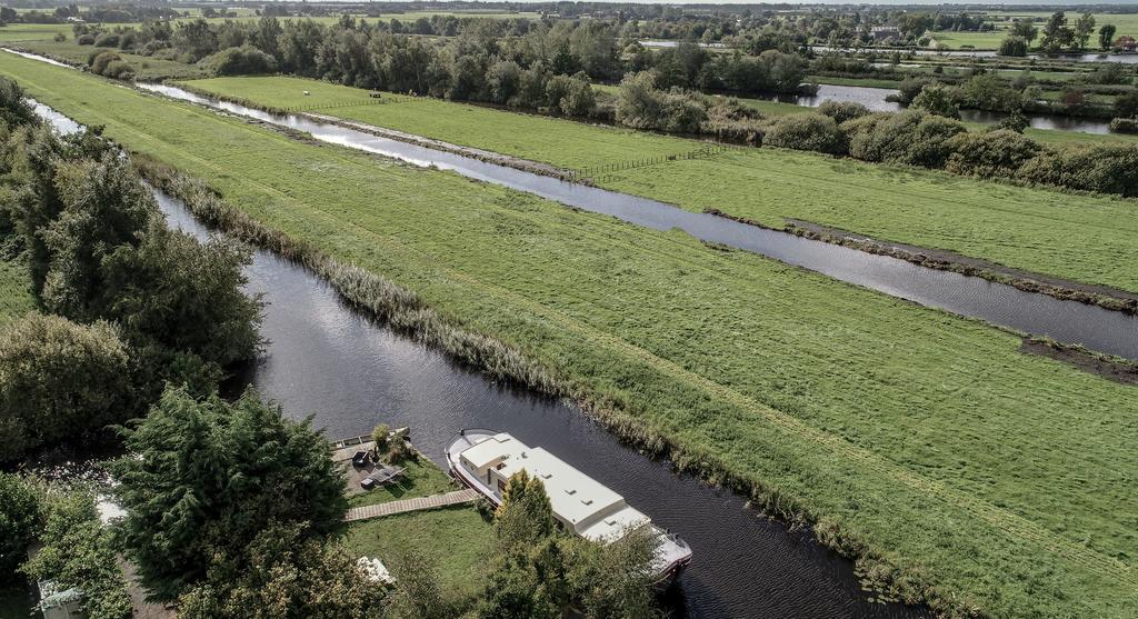 Houseboat Vinkeveen Buitenkant foto