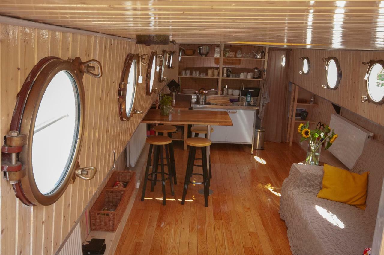 Houseboat Vinkeveen Buitenkant foto