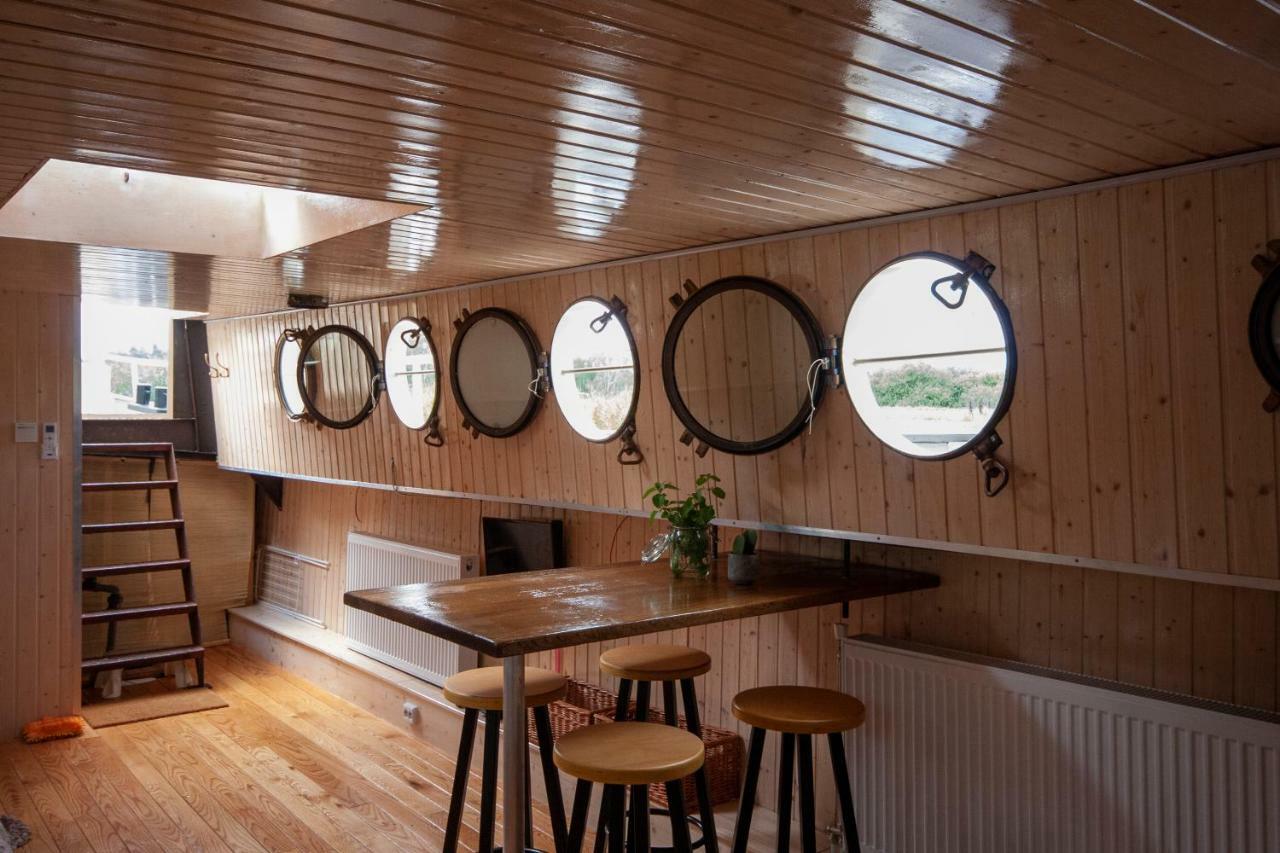 Houseboat Vinkeveen Buitenkant foto