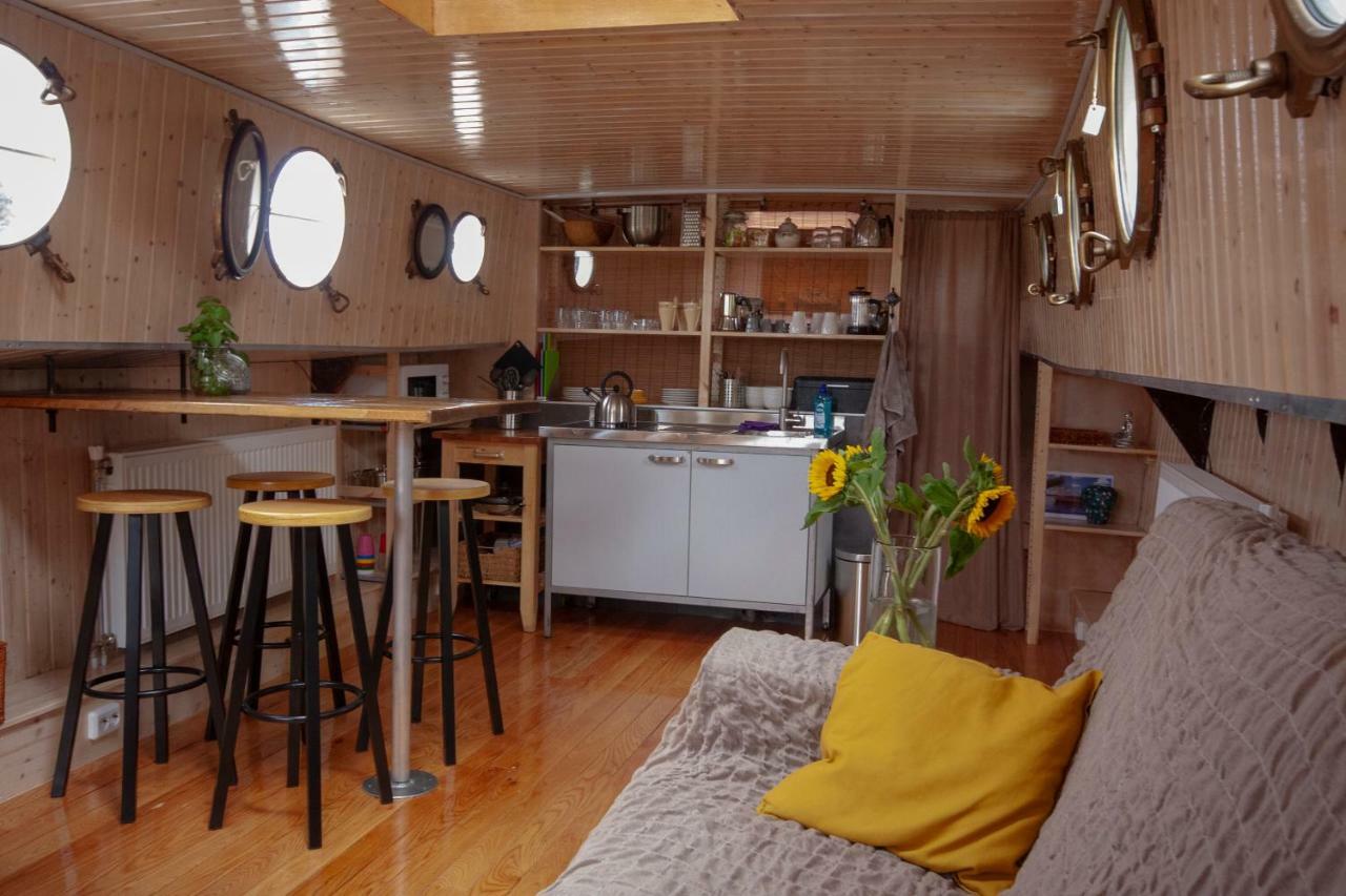 Houseboat Vinkeveen Buitenkant foto